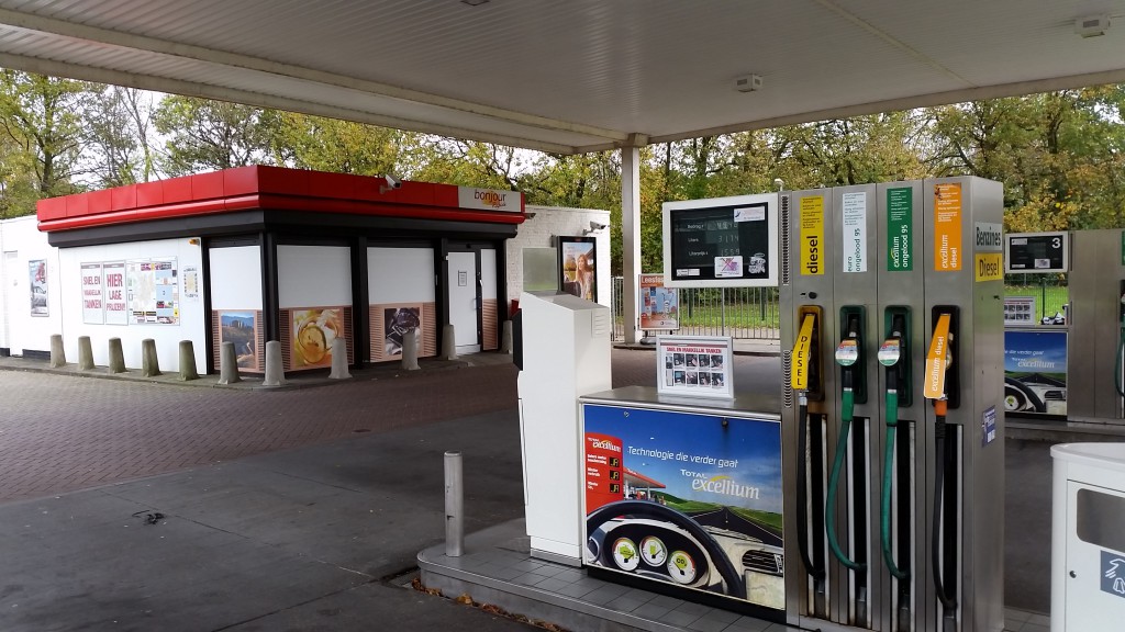 Het tankstation aan de Bruistensingel is sinds kort 'onbemand'